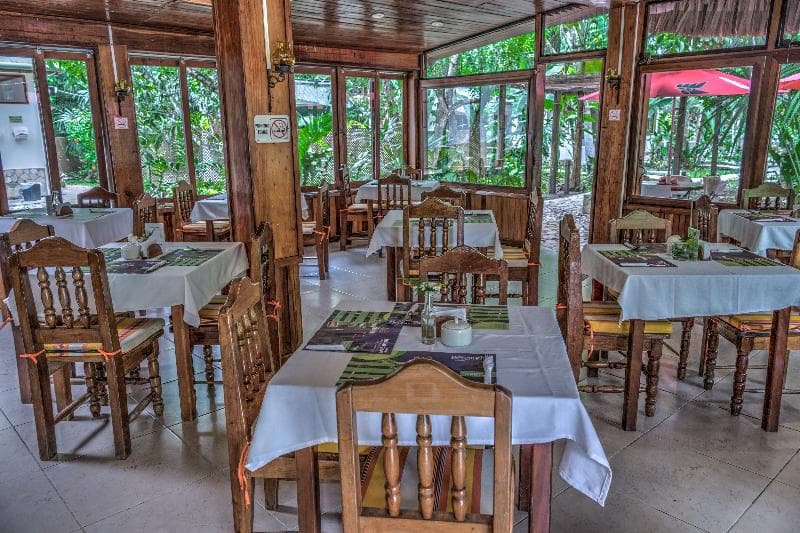 Jaguar Inn Tikal image 1