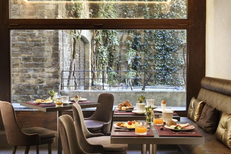 Ponte Vecchio Suites & Spa - Main View