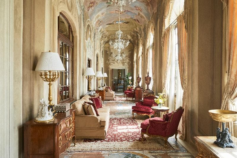 Stay at Four Seasons Hotel Florence