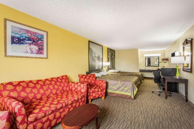 Super 8 by Wyndham Florence - Main View