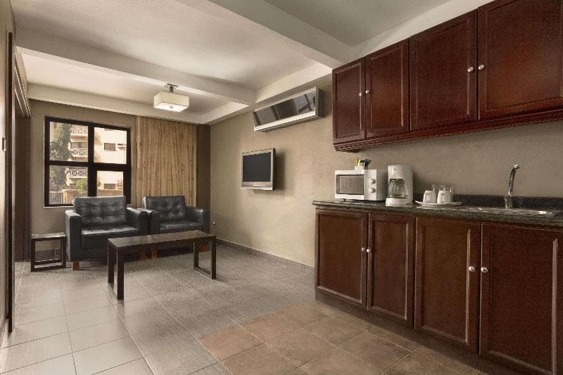 Hawthorn Suites By Wyndham Abuja image 2