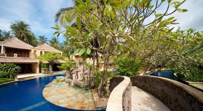 Stay at Pool Villa Merumatta Senggigi