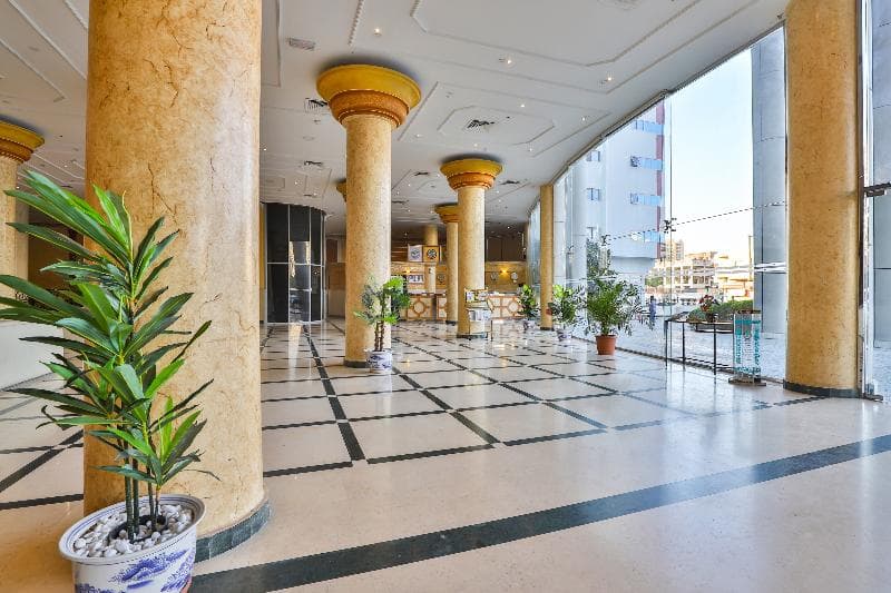 Crown Palace Hotel image 1