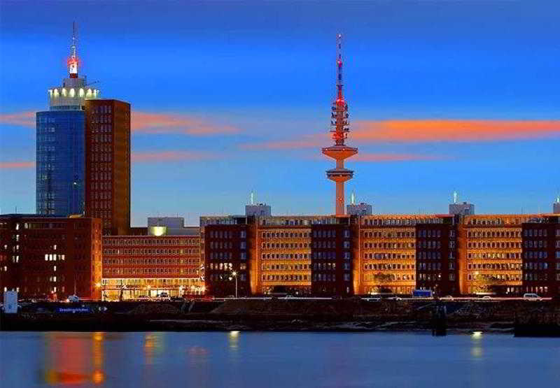 Stay at Courtyard Hamburg Airport Hotel