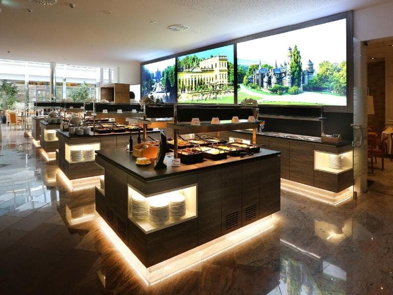 La Strada Grand Hotel image 1