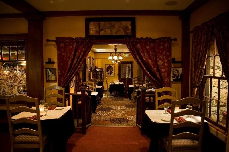 Glen Tavern Inn image 1