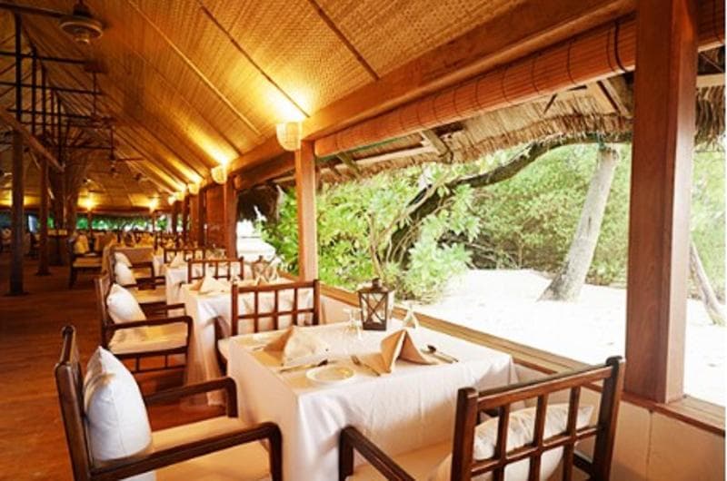 Makunudu Island Resort image 1