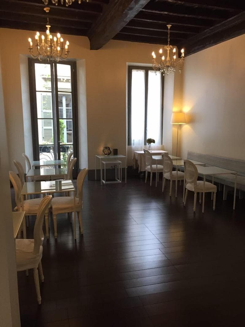 Stay at Antica Locanda Dei Mercanti