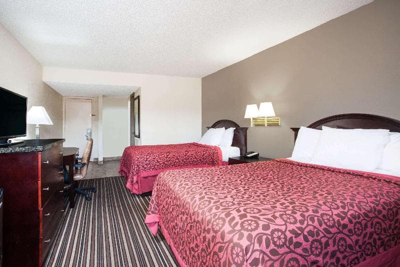 Days Inn By Wyndham Aberdeen image 1