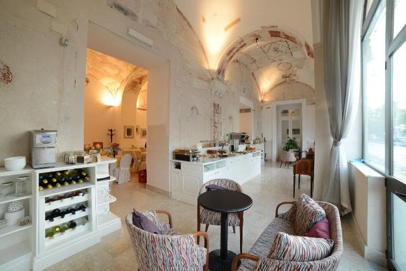 Hotel Vittoria - Main View