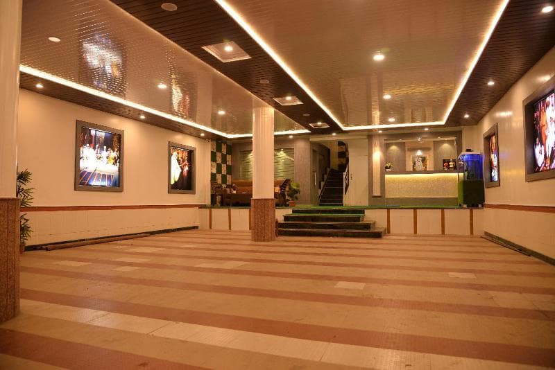 Hotel Disha Palace image 1