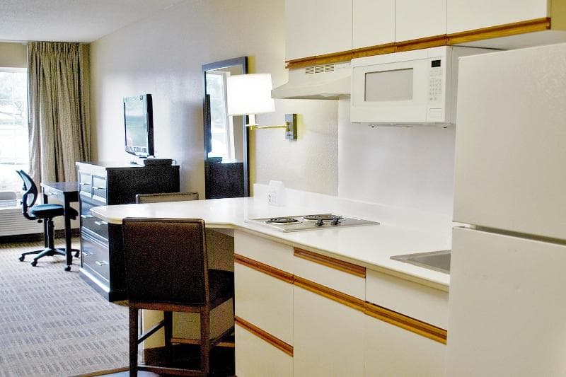 Extended Stay America Chicago Schaumburg Conventio image 1