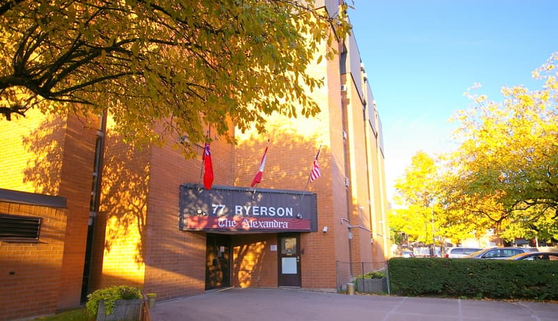 Alexandra Hotel image 2