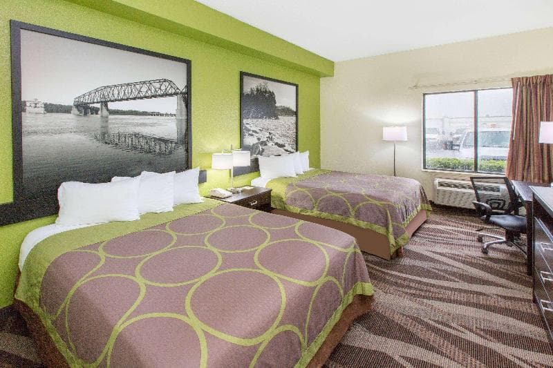 Super 8 by Wyndham Southaven image 2