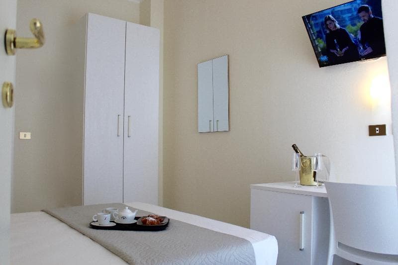 King Hotel image 1