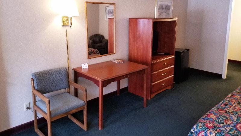 Keystone Boardwalk Inn & Suites image 2