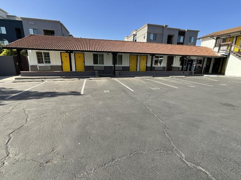 Escondido Inn image 2