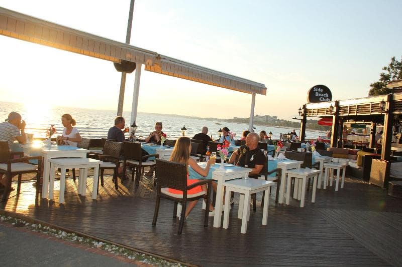 Side Beach Club image 1