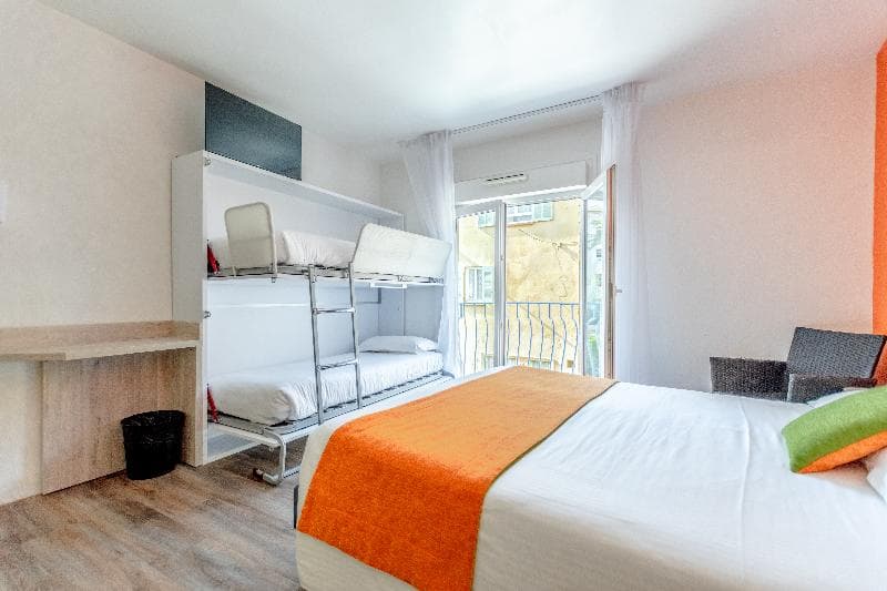 Hotel Provençal image 1