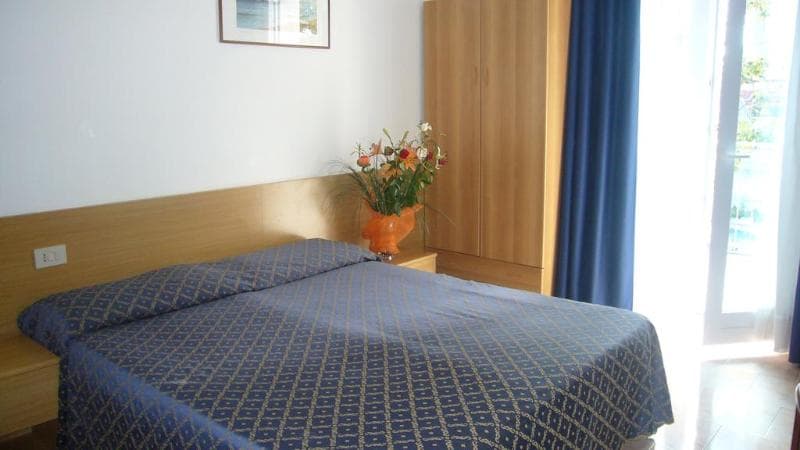 Stay at Hotel Heron