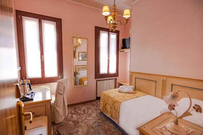 Al Piave - Main View