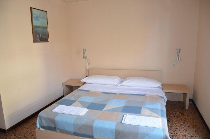 Colombo Hotel & Hostel For Backpackers - Main View