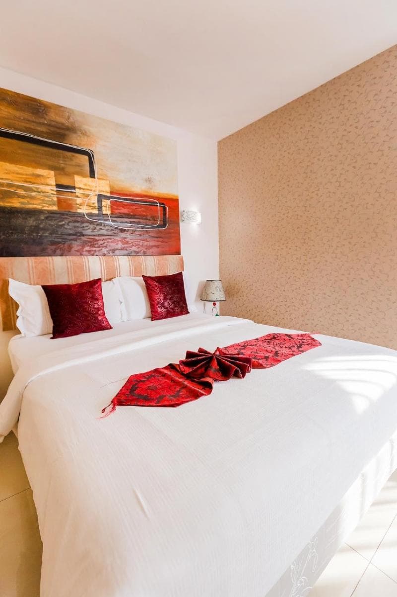 Stay at Roseate Hotel