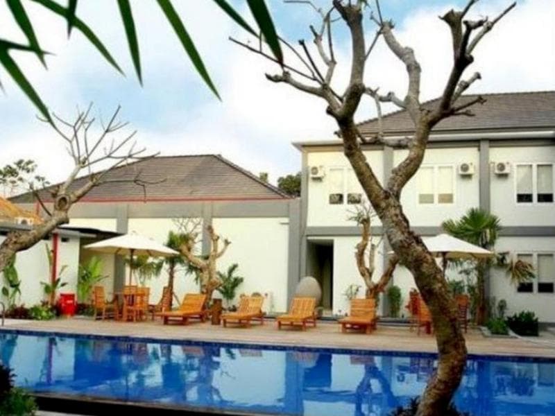Stay at Grand Royal BIL Hotel