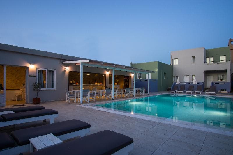 Stay at Golden Sun Boutique
