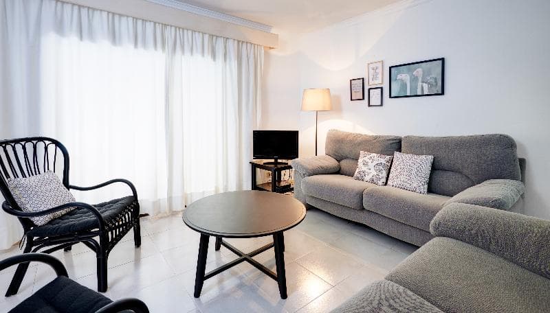Lemar Apartments image 2