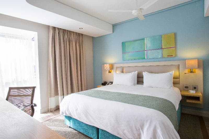 Holiday Inn Mauritius Mon Tresor image 1