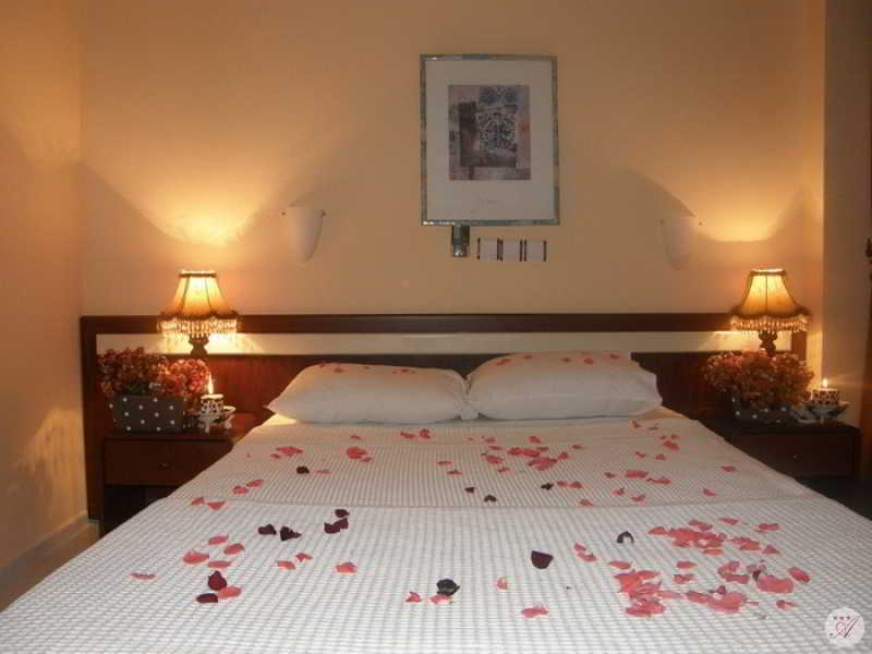 Yade Luxe Hotel image 1