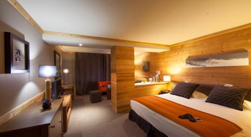 Chalet Hotel Kaya image 2