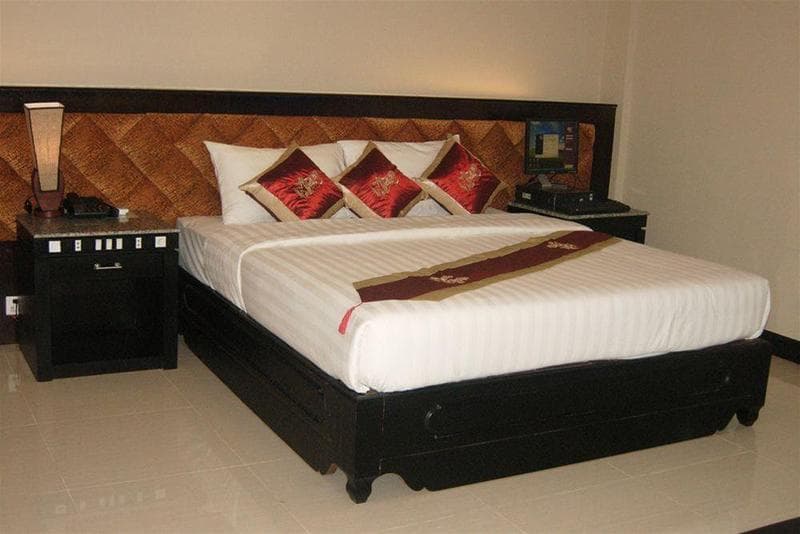 Rock Royal Hotel & Spa image 1