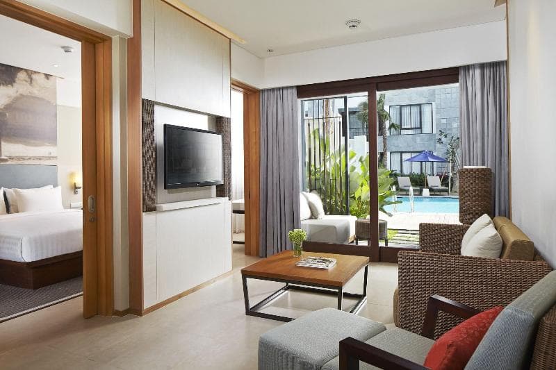 Courtyard Bali Seminyak Resort image 1