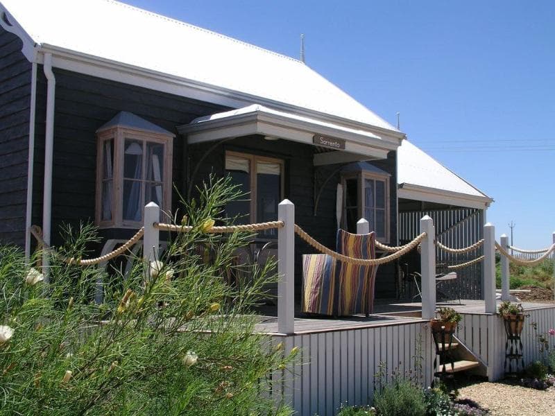 Beach Huts Middleton image 1
