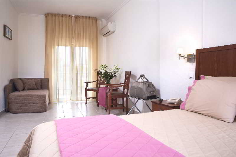 Stratos Hotel image 2