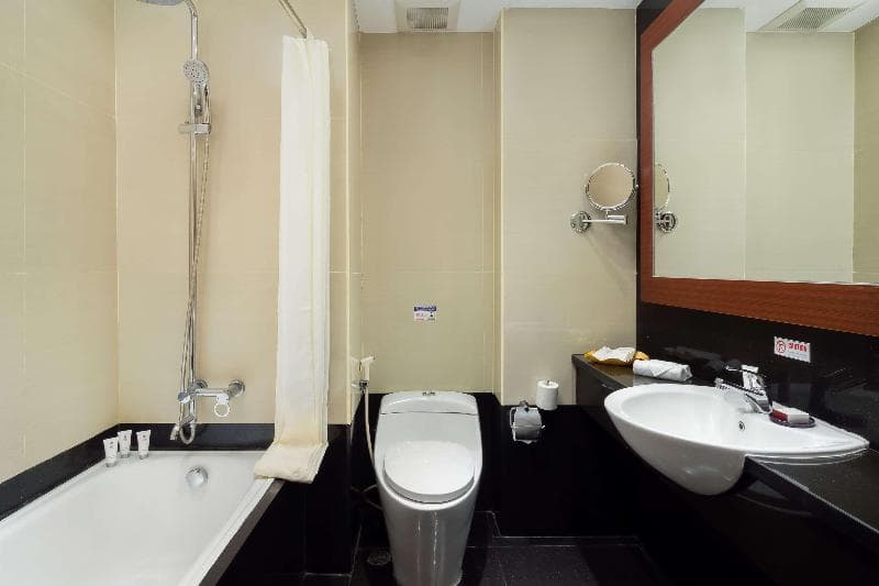 Best Western Plus Makasar Beach image 1
