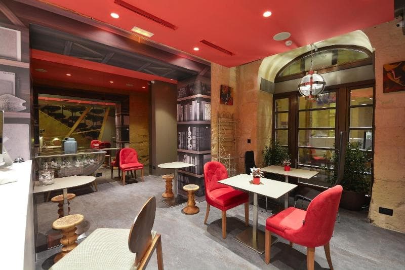 The Vincent Boutique Suites image 1