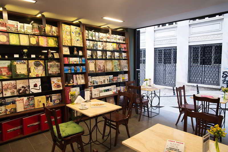 Karakoy Aparts image 1