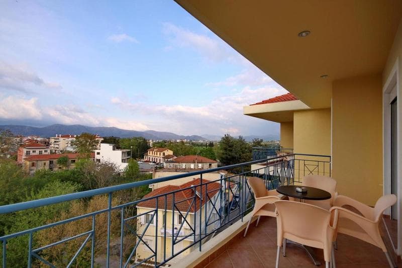 Palatino image 1