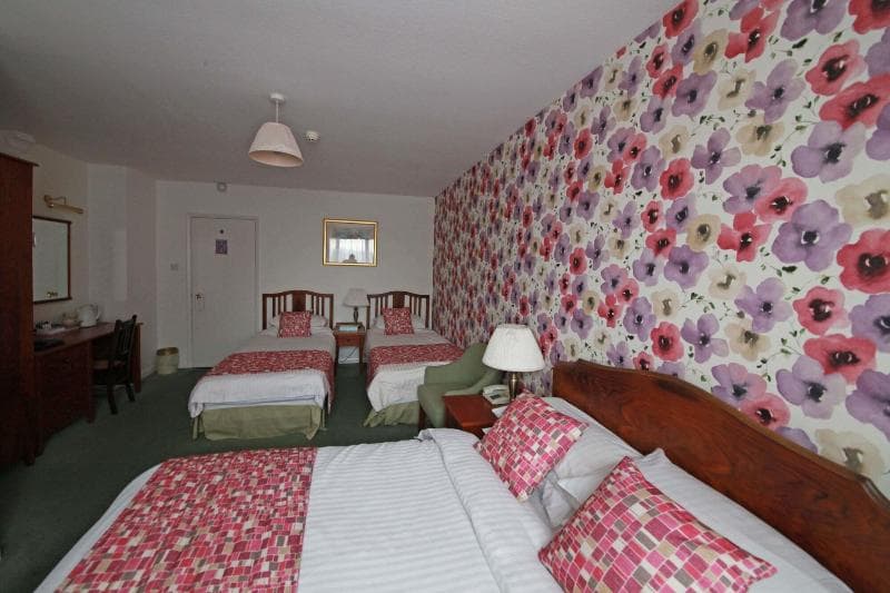 George at Easingwold - Main View