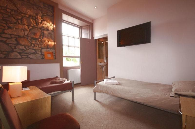 Orchard Hotel image 2