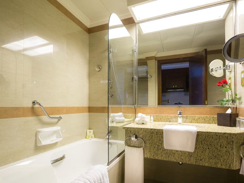 Majlis Grand Mercure Residence Abu Dhabi image 2