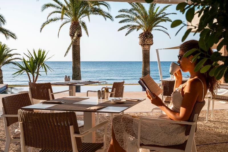 Melbeach Hotel & Spa image 1