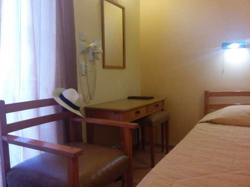 Atlantis Hotel image 2