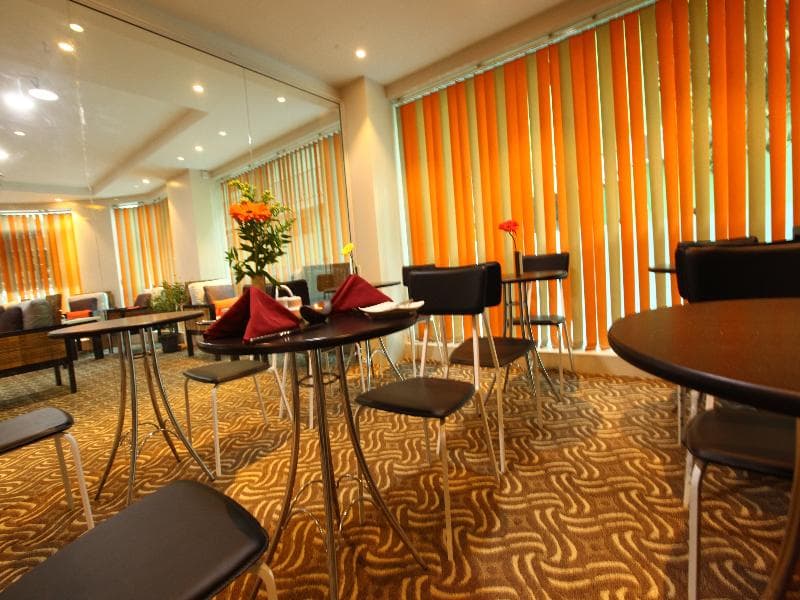 Stay at The Beehive