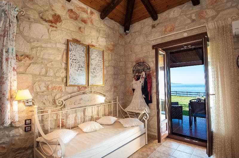 Stay at Kavos Psarou Villas
