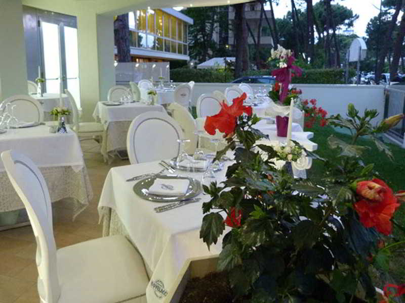 Bovelacci Hotel Paradiso - Main View
