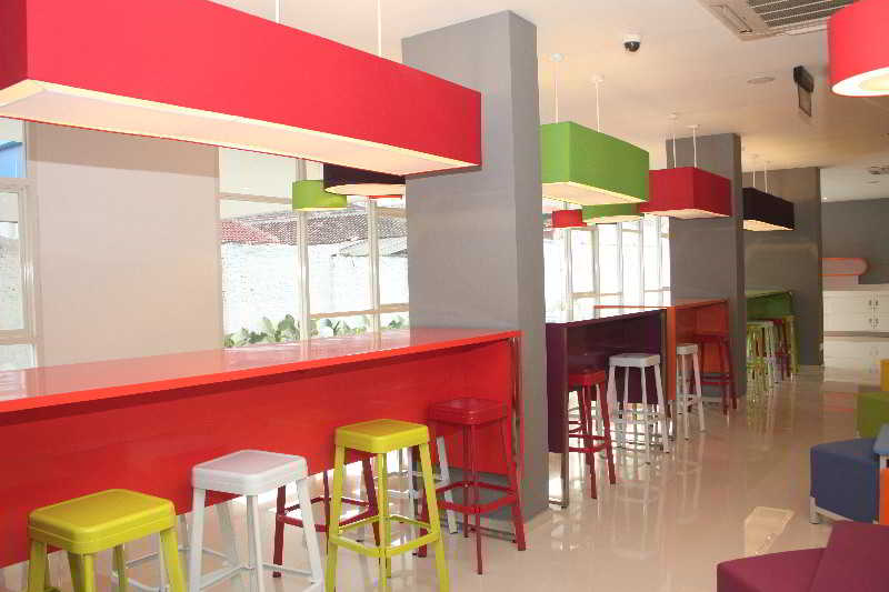 POP! Hotel Tanjung Karang image 2